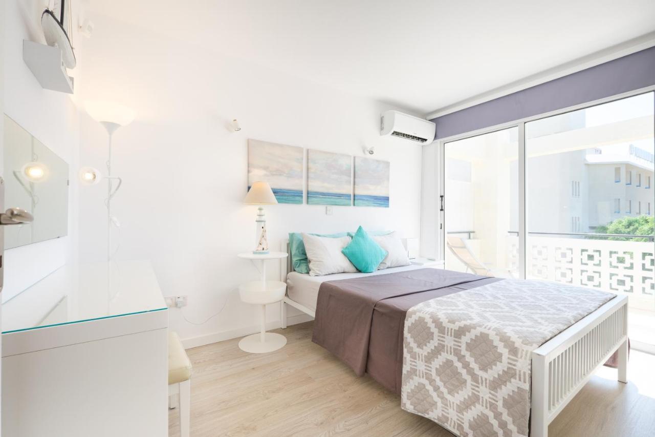 Seaview 3 Bedroom Kings Road Penthouse Paphos Exteriör bild