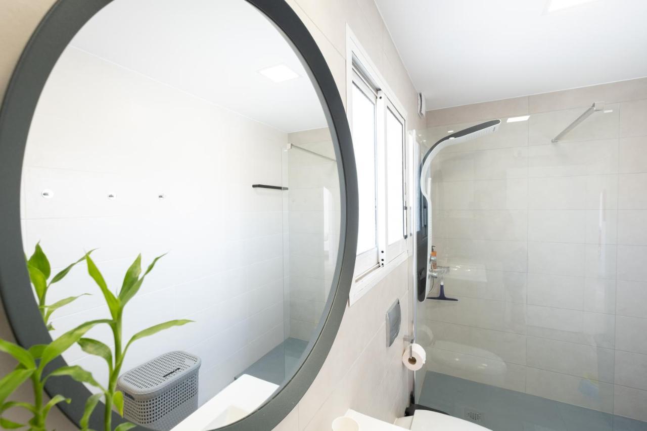 Seaview 3 Bedroom Kings Road Penthouse Paphos Exteriör bild