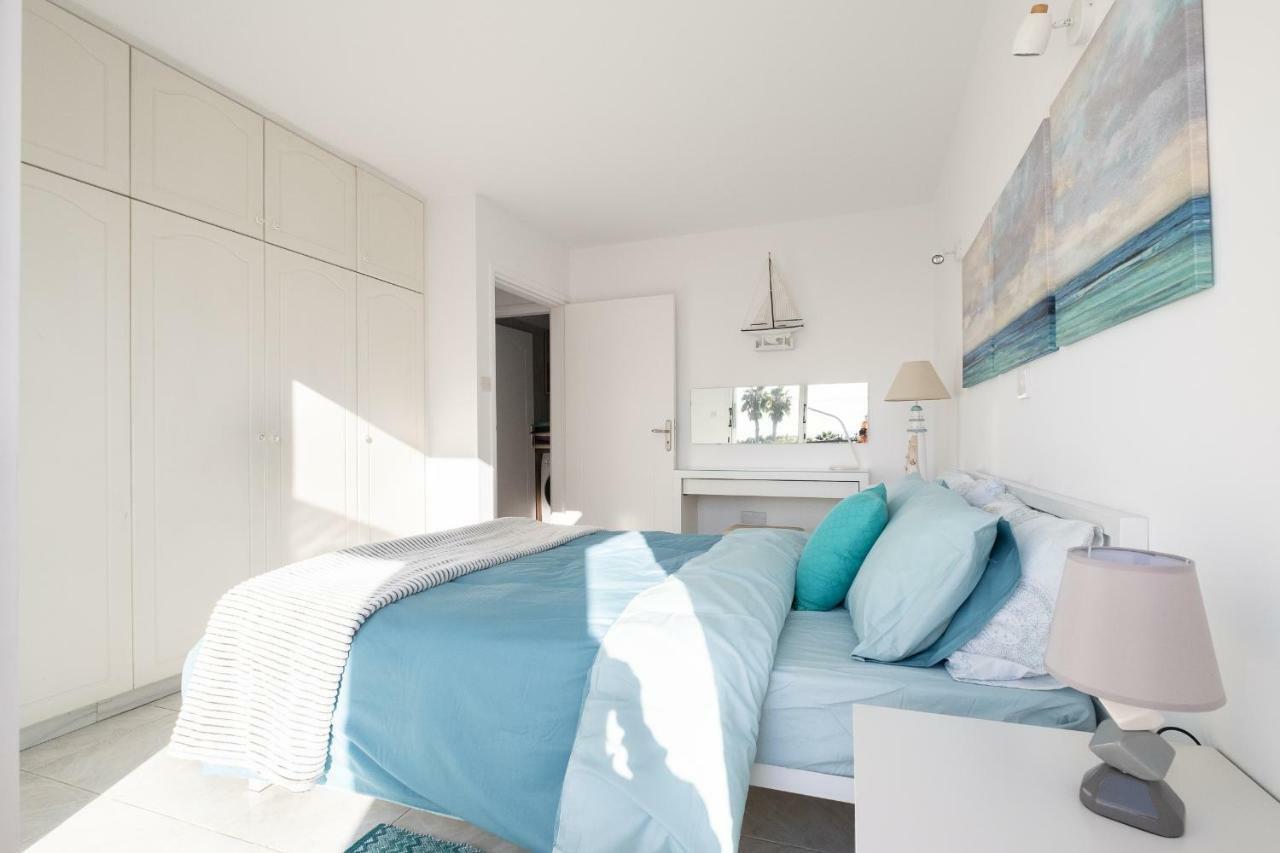 Seaview 3 Bedroom Kings Road Penthouse Paphos Exteriör bild