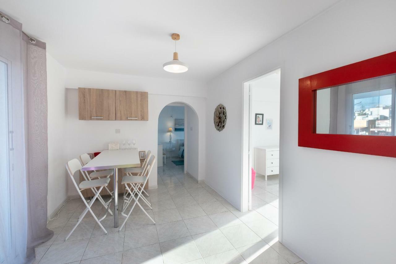 Seaview 3 Bedroom Kings Road Penthouse Paphos Exteriör bild