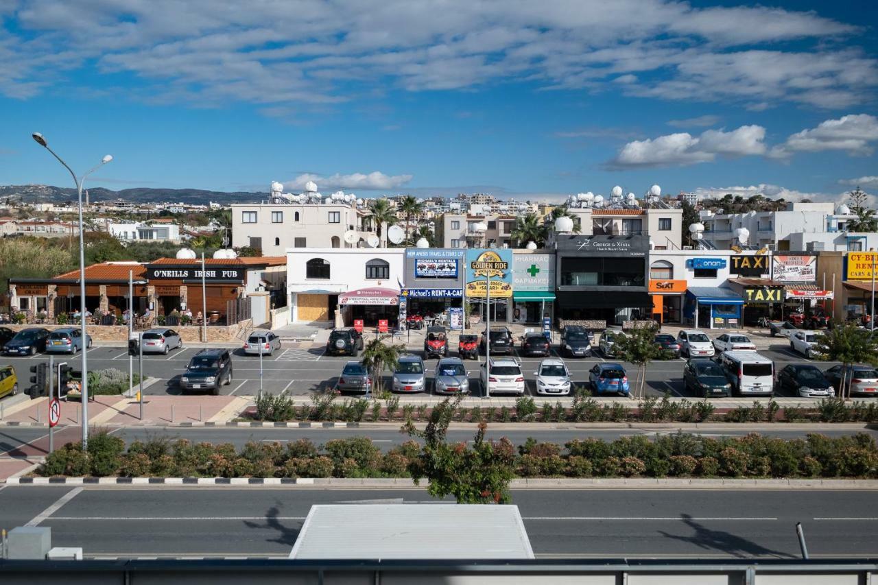 Seaview 3 Bedroom Kings Road Penthouse Paphos Exteriör bild